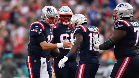 Bedard's Breakdown (Offense): Costly miscues kept Patriots from hitting another gear vs. Dolphins taken at BSJ Headquarters (Patriots)